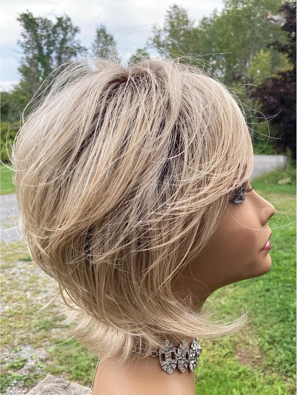 TressAllure Charlotte V1313 Blonde Rooted Synthetic Wig Layered Bob Japan